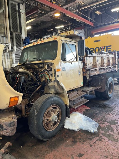 Salvage 1990 Freightliner Dump Bed (790012) - Image 2